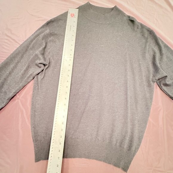 Tulliano Men’s Gray Silk/Cotton Crewneck Knit Golf Sweater Size Large MSRP $195 - Picture 6 of 7